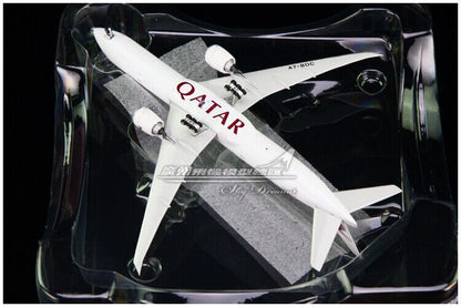 1:400 Phoenix QATAR AIRWAYS BOEING 777-300ER Passenger Airplane Diecast Model