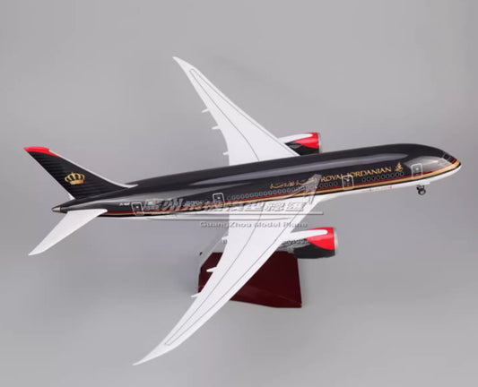 1:130 43CM ROYAL JORDANIAN BOEING 787 Airplane Landing Gear Resin Aircraft Model