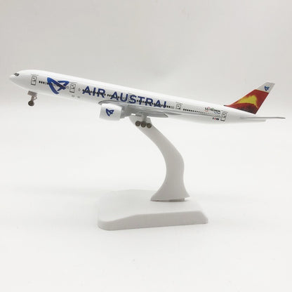 1/200 20cm Diecast Alloy Reunion Airlines AUSTRAL AIR Boeing777 Model Airplanes