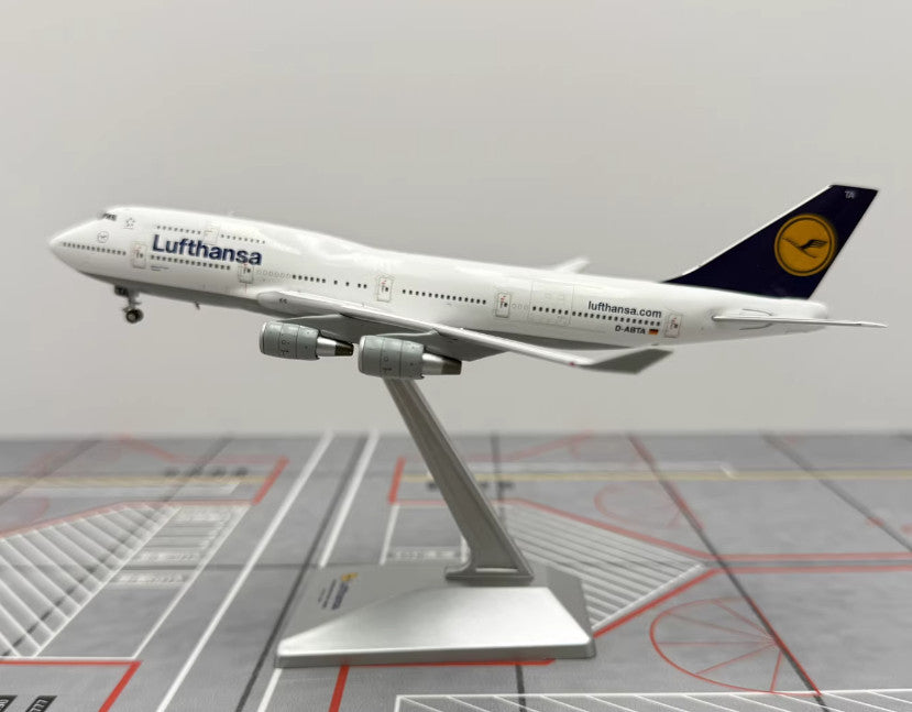 1:400 YY Wings Lufthansa BOEING 747-400 Passenger Plane Aircraft Diecast Model