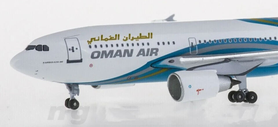 1:400 Aeroclassics OMAN AIR AIRBUS A310-300 Passenger Airplane Diecast Model