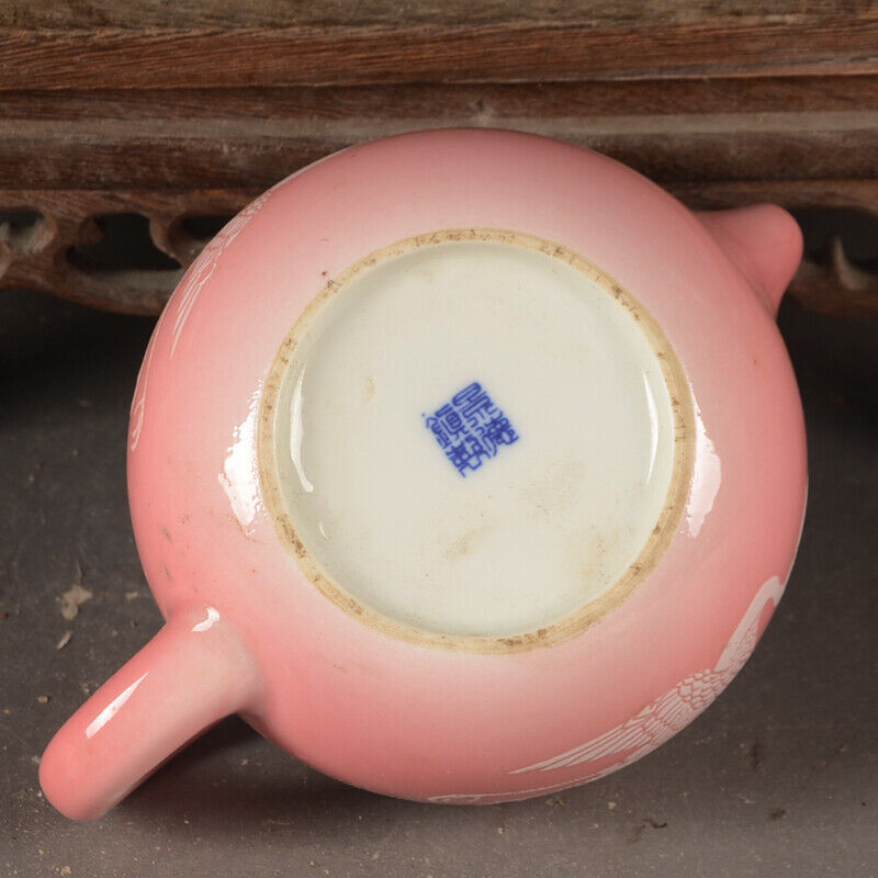 Jingdezhen Porcelain Peach Blossom White Crane Piercing Cloud Holding Pot Teapot