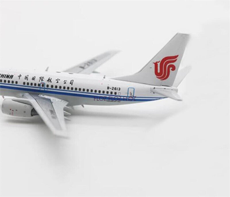for Blue Wings for AIR CHINA for Boeing B737-700 B-2613 1:400 Pre-built Model