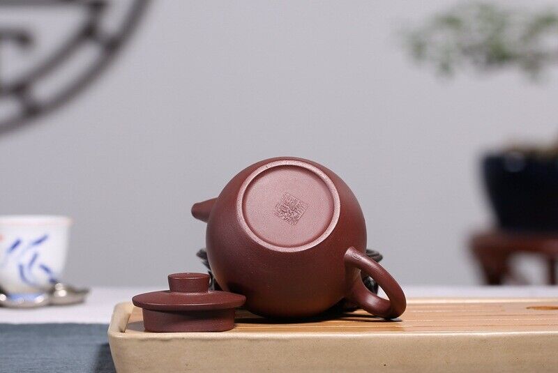 Chinese Yixing Zisha Clay Handmade Exquisite Teapot #9855