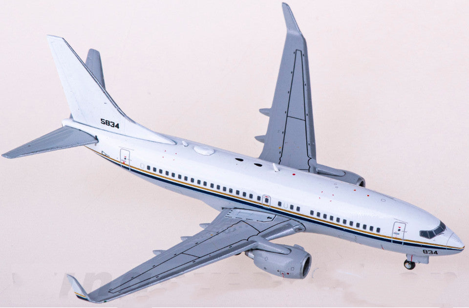 1:400 JC Wings U.S. Navy BOEING 737-700 Airplane Diecast Aircraft Plane Model