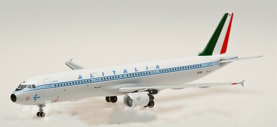 1:400 AeroClassics ALITALIA Airbus A321 Passenger Airplane Diecast Plane Model