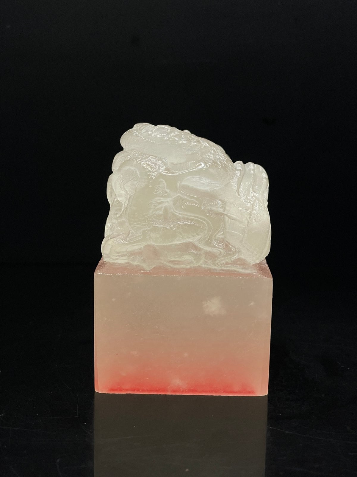 Chinese Natural Shoushan Stone Hand-carved Exquisite Auspicious Beast Seal 31332