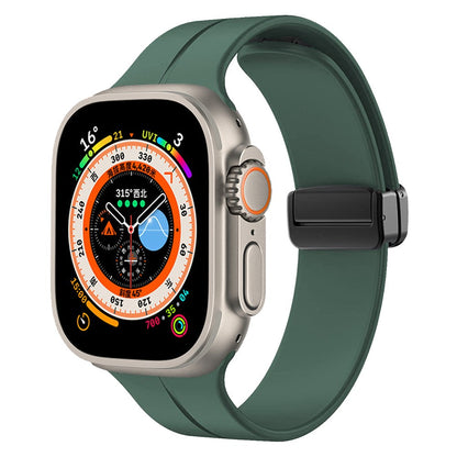 Suitable for Apple Watch 10 ultra2 silicone strap iWatch magnetic buckle strap