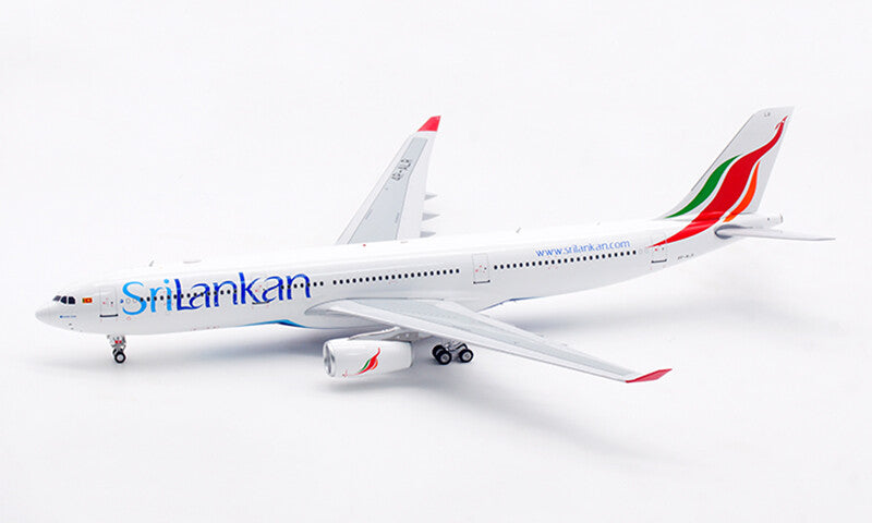 1:200 32CM Retro Models SriLankan AIRBUS A330-300 Airplane Diecast Plane Model