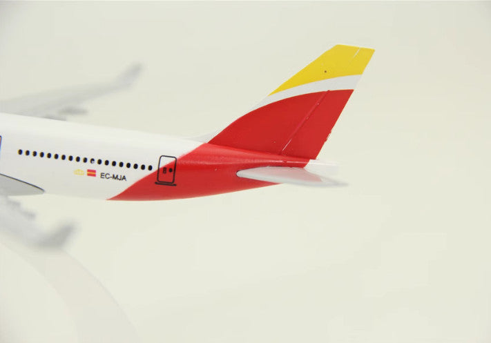 16cm Iberia AIRBUS A330 Passenger Airplane Metal Plane Diecast Aircraft Model