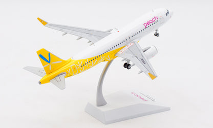 1:200 JC Wings Fly Peach to AMAMI AIRBUS A320 Airplane Diecast Aircraft Model
