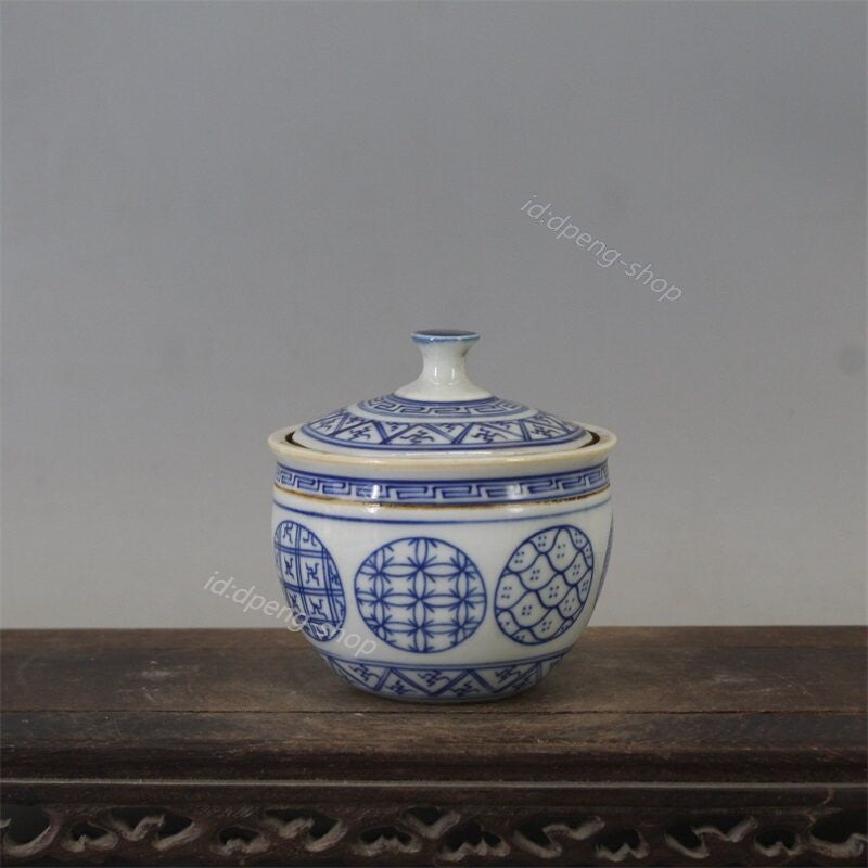 3.3" Collection Chinese Blue-and-white Porcelain Tea-leaf Lid Pot