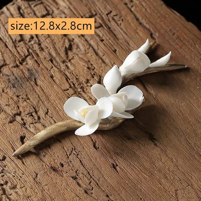 Chinese Ceramic Tea Pet Decoration Handmade Flower Shape Tea Teaware Accessories