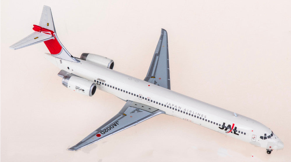 1:400 Geminijets Japan Airlines MD-90 Passenger Airplane Diecast Model