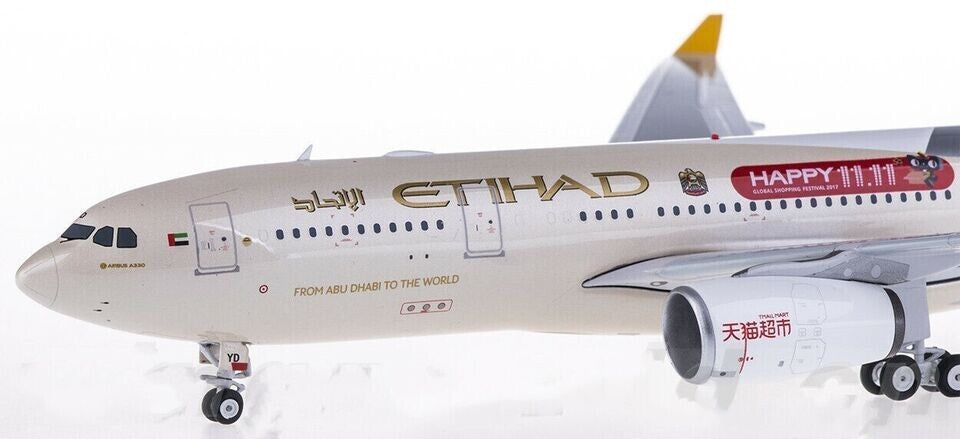1:200 30CM Phoenix ETIHAD AIRWAYS AIRBUS A330-200 Passenger Plane Diecast Model