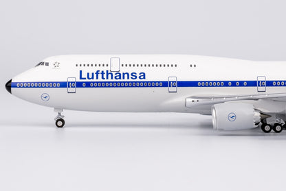 1:400 NG Models Lufthansa Plane Boeing 747-8 Diecast Aircraft Model