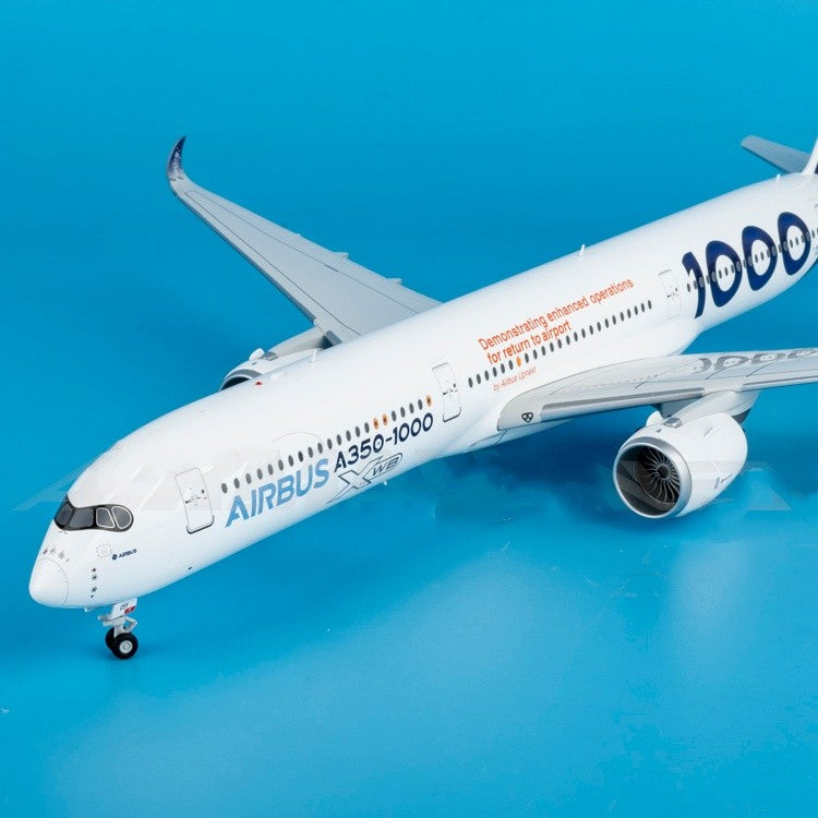 1:200 37CM JC Wings Airbus A350-1000XWB Passenger Plane Diecast Aircraft Model
