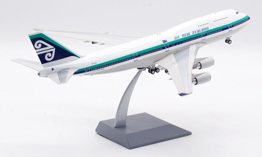 1:200 35CM InFlight AIR NEW ZEALAND BOEING 747-400 Aircraft Diecast Plane Model