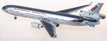 1:200 SQ Wings McDonnell Douglas MD-11 N111MD Airplane Diecast Plane Model
