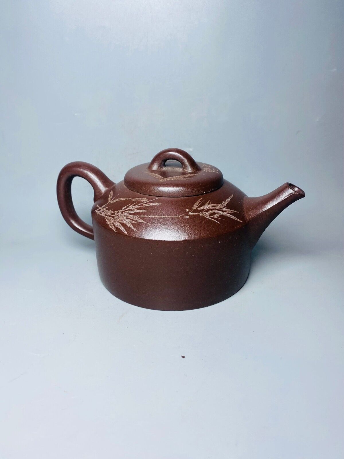 Chinese Yixing Zisha Clay Handmade Exquisite Teapot （刻绘 底款：顾景舟）