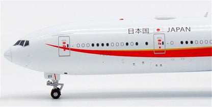Aviation Japan Air Self Defense Force for Boeing B777-300ER 80-1111 1:400 Model