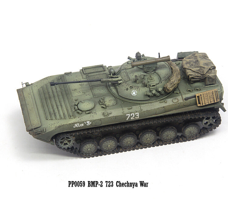 1/72 Russian BMP-2 Infantry Tank Model 723 Chechen War