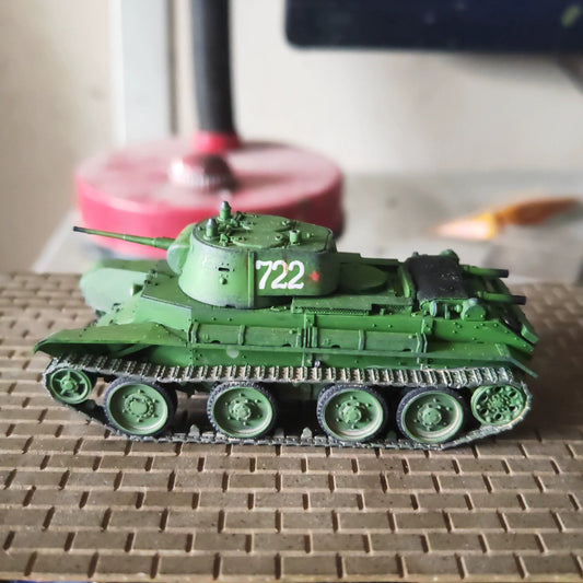 Homemade 1/72 Soviet BT-7 Light Cavalry Tank Painted Finished Model Ornaments