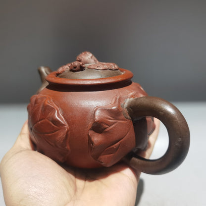 Chinese Yixing Zisha Clay Handmade Exquisite Teapot （双鱼壶 底款：陈鸣远 )