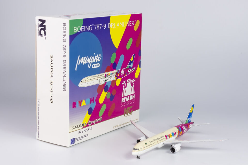 1:400 NG Model SAUDI BOEING 787-9 Passenger Aircraft Diecast Airplane Model