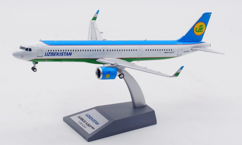 1:200 InFlight Uzbekistan A321neo UK32102 Airplane Diecast Aircraft Model