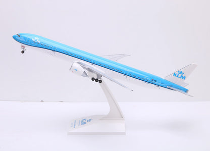 37CM 1:200 Risesoon KLM BOEING 777-300ER Passenger Airplane ABS Plastic Model