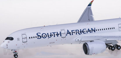 1:200 33CM JC Wings SOUTH AFRICAN AIRBUS A350-900 Plane Flap Down Diecast Model