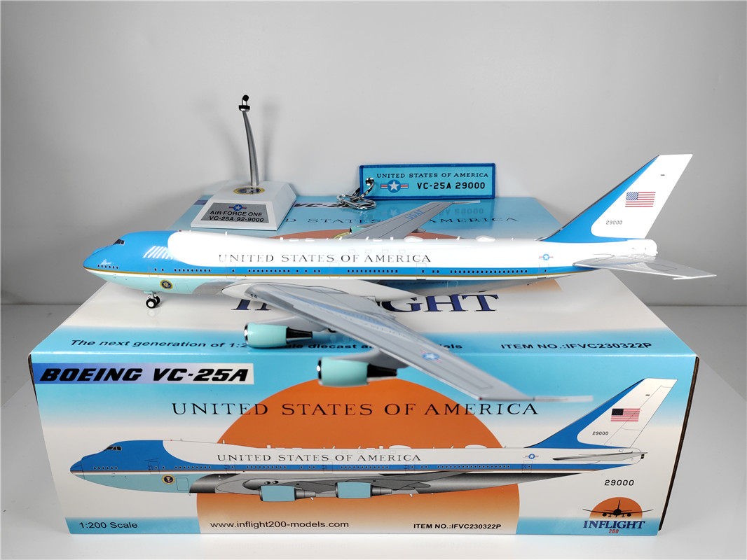 1:200 InFlight UNITED STATES OF AMERICA Boeing 747-200 Airplane Diecast Model