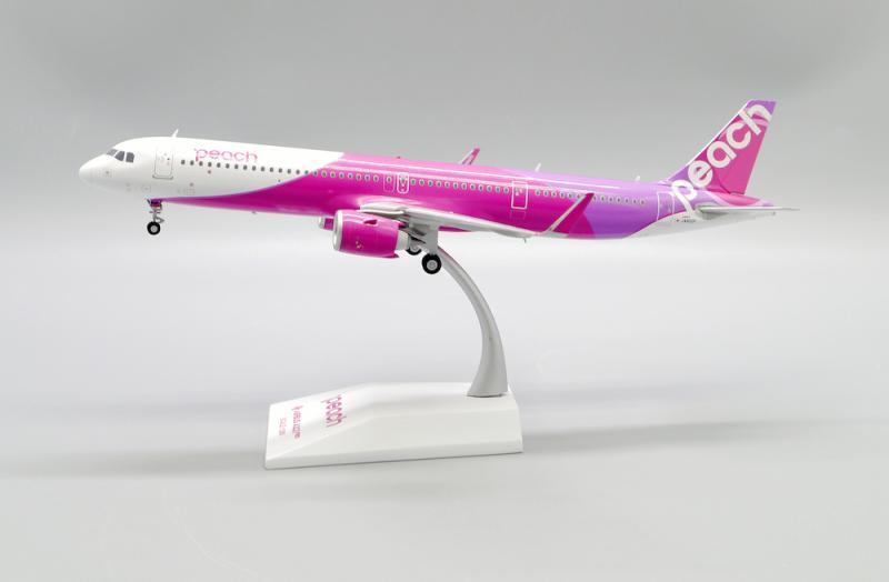 1:200 JC Wings Peach AIRBUS A321neo Passenger Airplane Diecast Aircraft Model