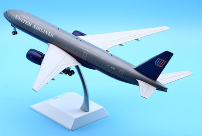 JC Wings 1:200 United Airlines Boeing B777-200 Diecast Aircraft Jet Model N777UA
