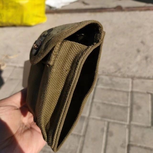 WW2 US BUTT STOCK RIFLE AMMO POUCH BOYT 43 M1 CARBINE CALIBER 30 RIFLE