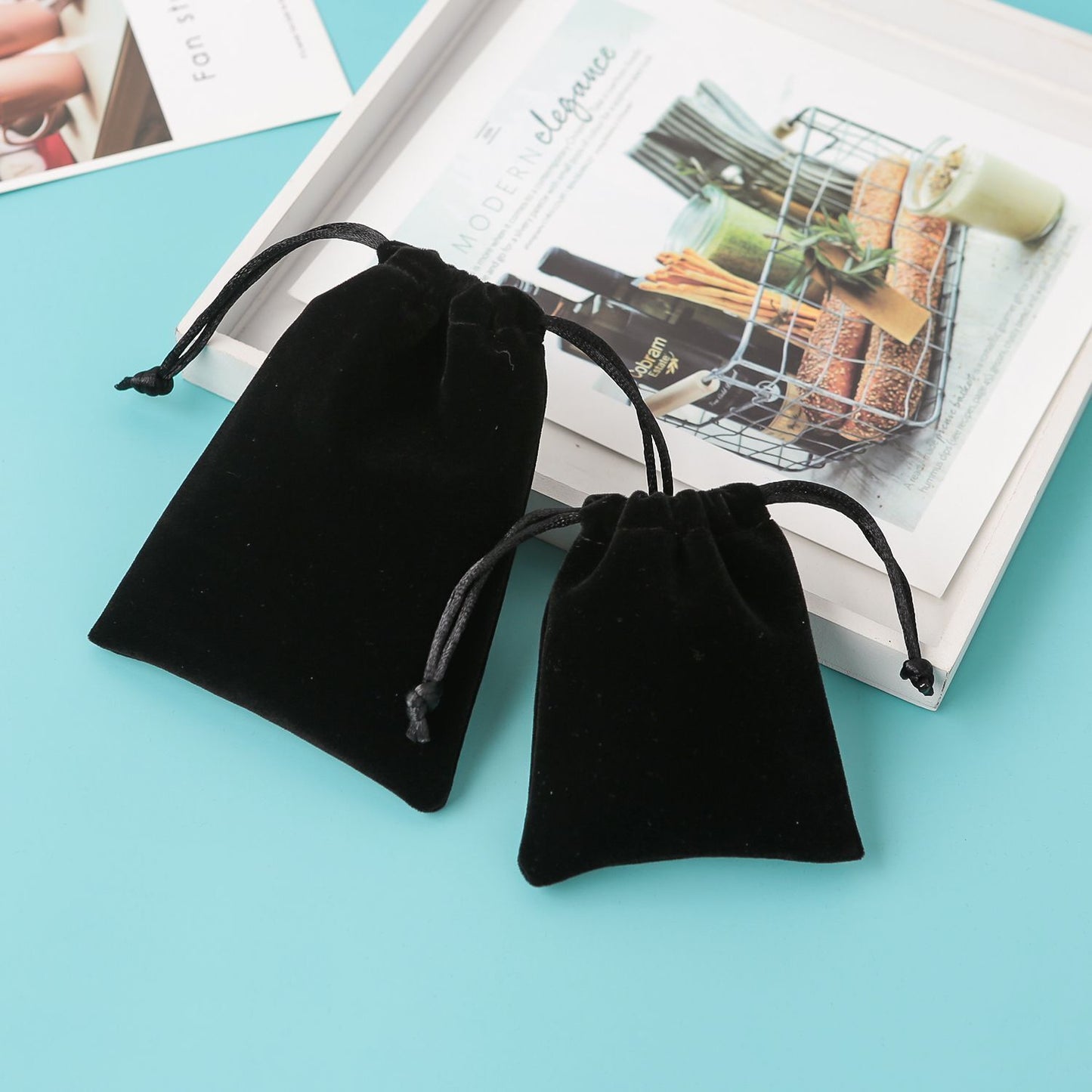 Jewelry Pouches 5Pcs Velvet Gift Packing Drawstring For Wedding Party Candy Bags