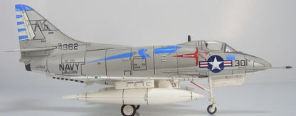 HOBBY MASTER A-4B USN VA-106 Gladiators AK301 1/72 diecast plane model aircraft