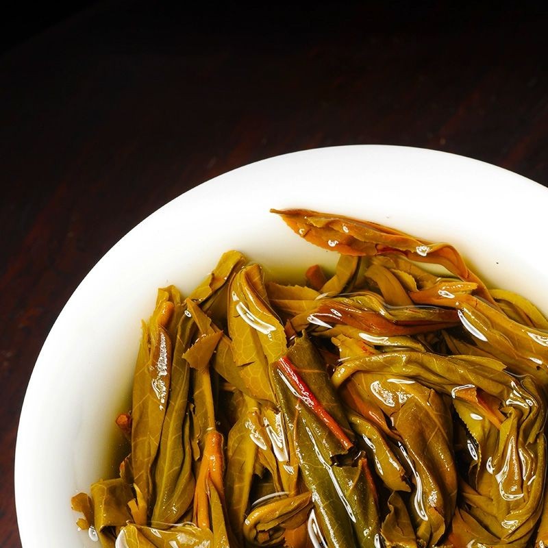 357g Authentic Yunnan Raw Pu'er Tea 2015 Menghai Old Ban Zhang Tea Cake