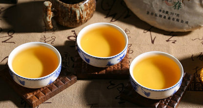 Pu Erh Tea Cake Yunnan Menghai Aged Raw Pu erh Natural Tea 357g