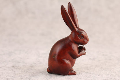 MINI chinese boxwood handmade carving rabbit statue netsuke collectable tea pet