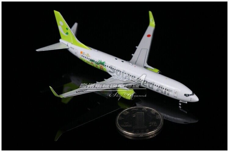 1:400 Phoenix Solaseed Air BOEING 737-800 Passenger Airplane Diecast Plane Model