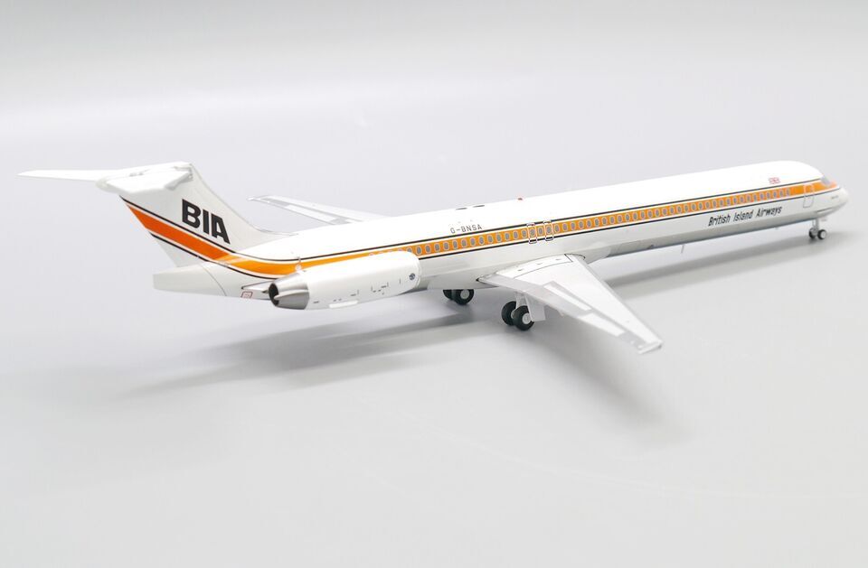 1:200 JC Wings British Island Airway McDonnell Douglas MD-83 Plane Diecast Model