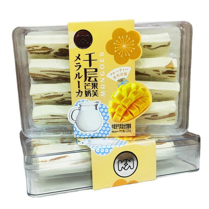 120g Thousand Layer Mango Milk Cake Freeze-Dried Strawberry Snowflake Snacks