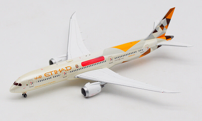JC Wings Etihad Airways for Boeing 787-9 A6-BLM 1:400 plane Pre-built model