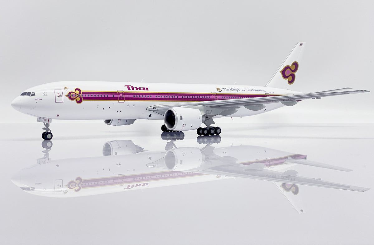 1:200 JC Wings Thai Airways Boeing 777-200 Passenger Airplane Diecast Model