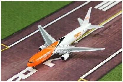 1:400 Phoenix TNT BOEING 767-300ER Passenger Airplane Diecast Aircraft Model