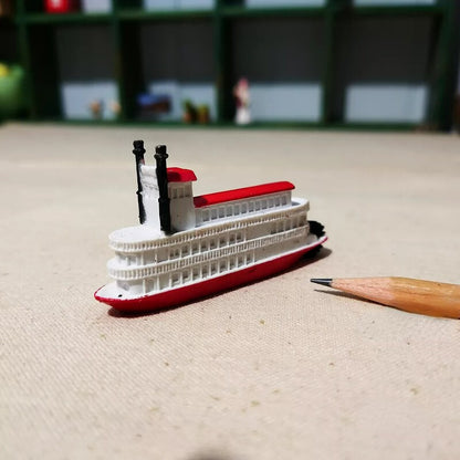 Scene Model Simulation Miniature Mini Ship Cruise Ship Freighter Battleship Prop