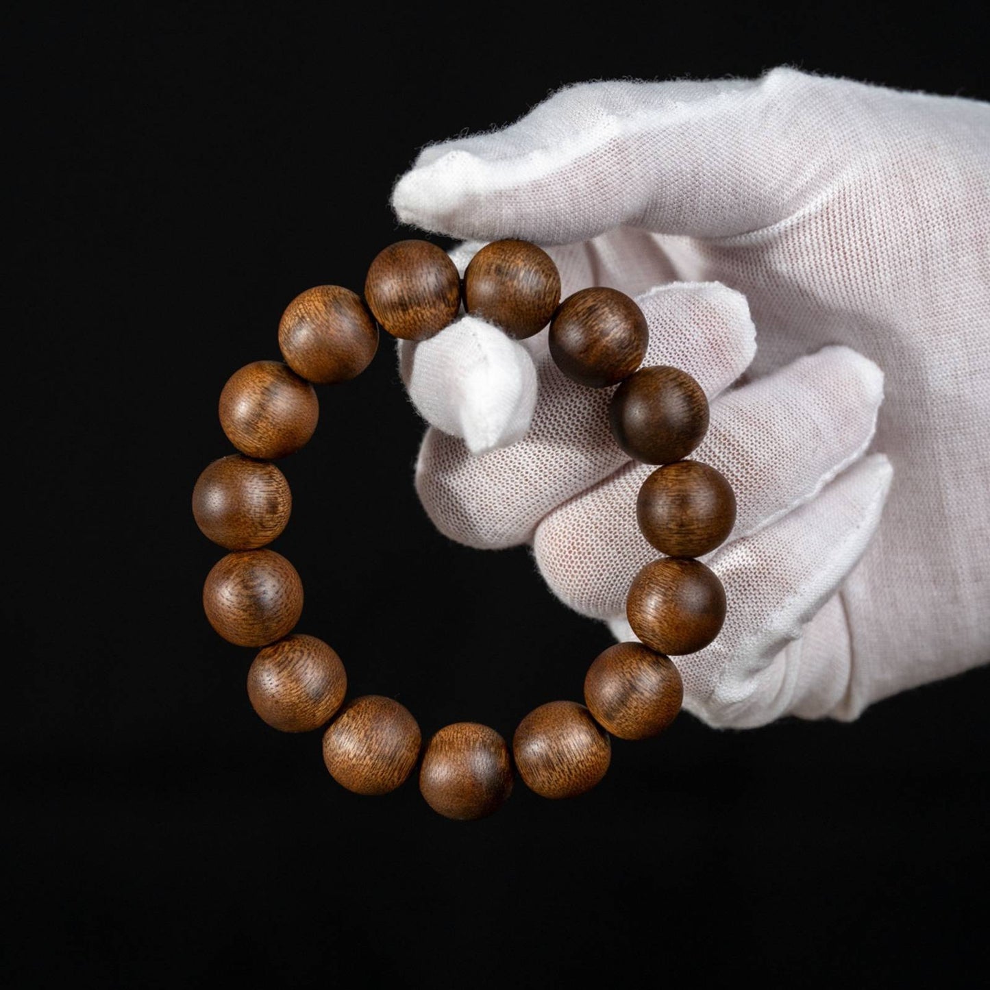 16mm Chinese Natural Eaglewood Handmade Exquisite Bracelets 31247