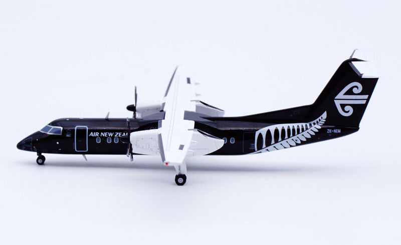 1:200 JC Wings AIR NEW ZWALAND BOMBARDIER 8Q300 Airplane Diecast Aircraft Model